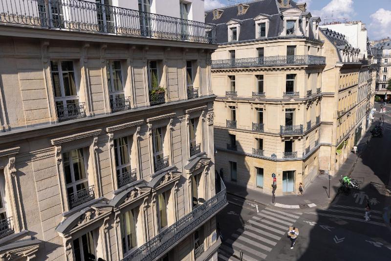 Hotel Victoire — general view