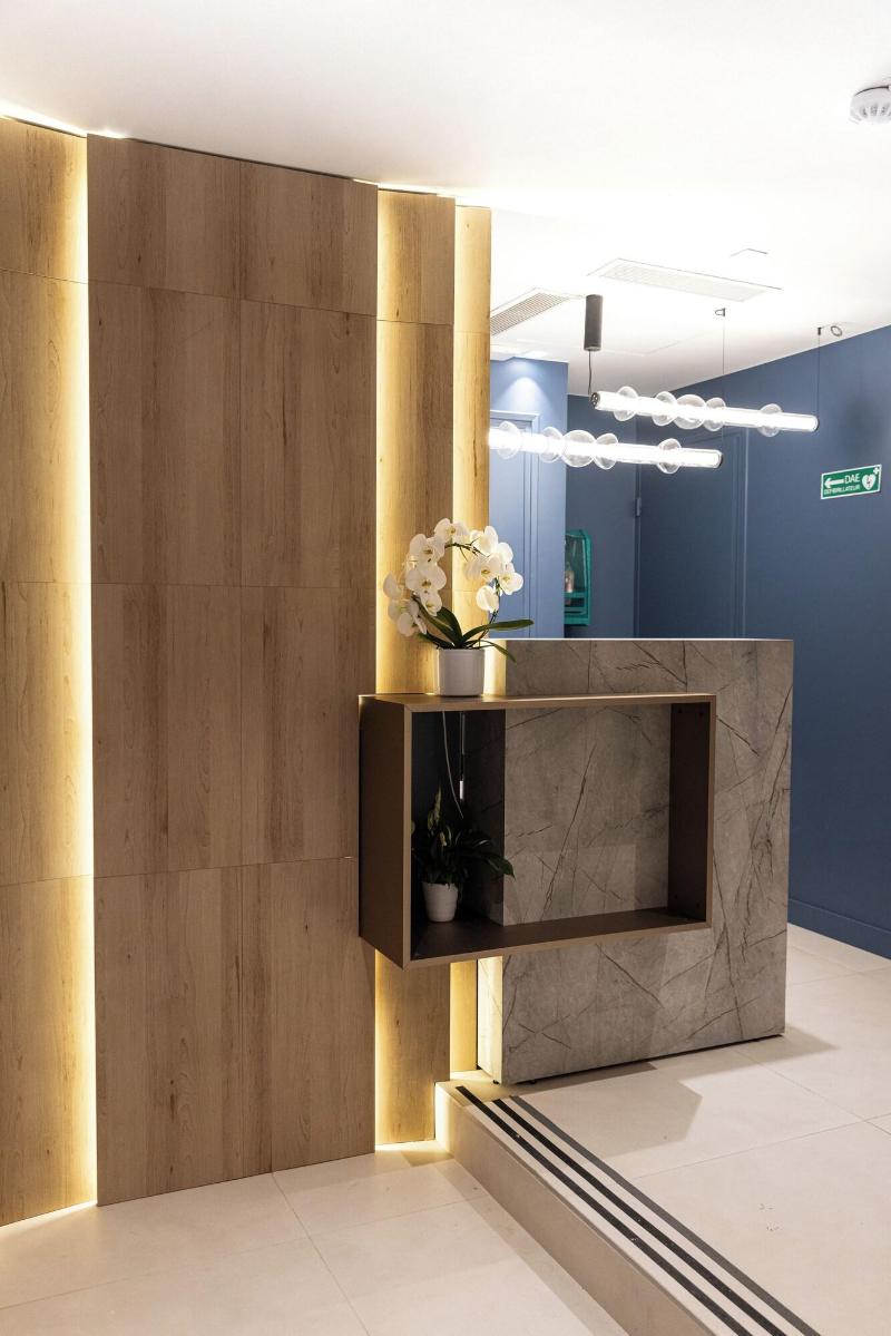 Hotel Victoire image