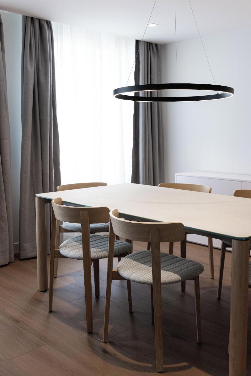 Hotel Victoire image