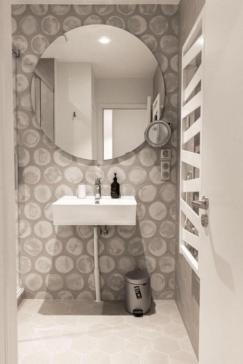 Hotel Victoire image
