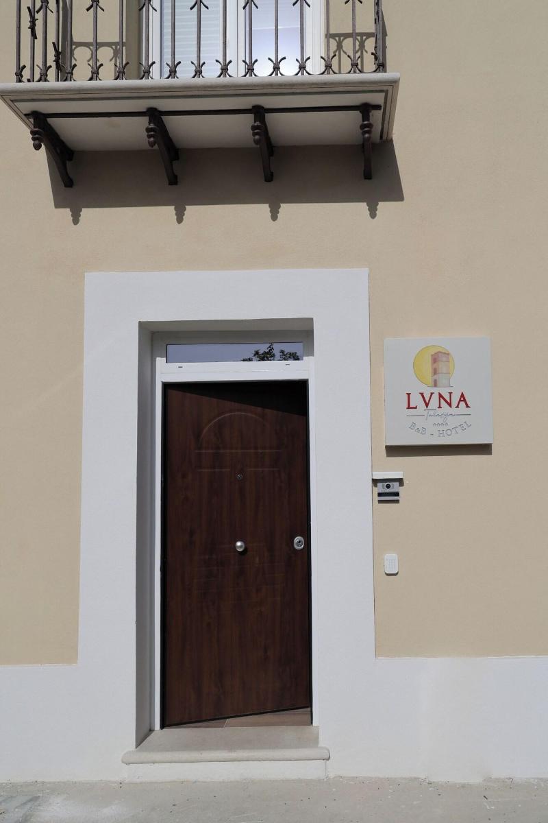 Lvna Telesja image