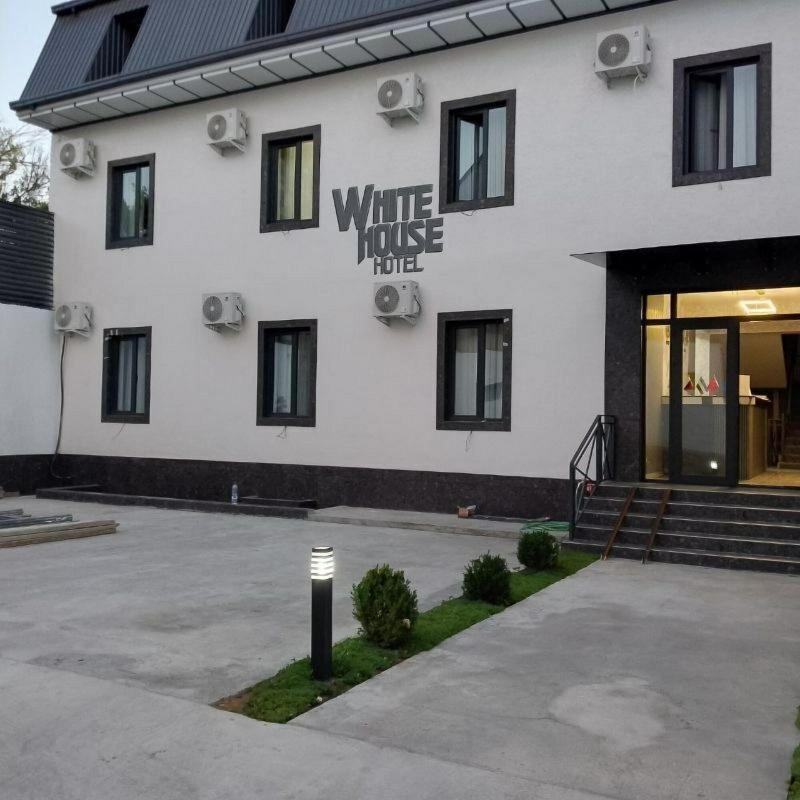 White House Hotel image