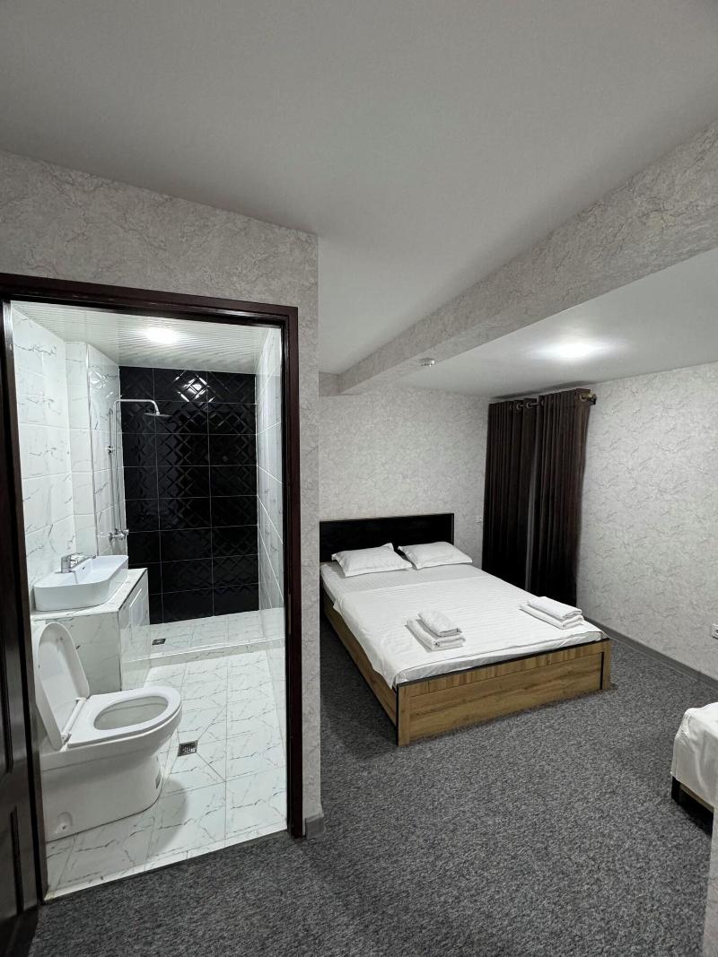 White House Hotel image