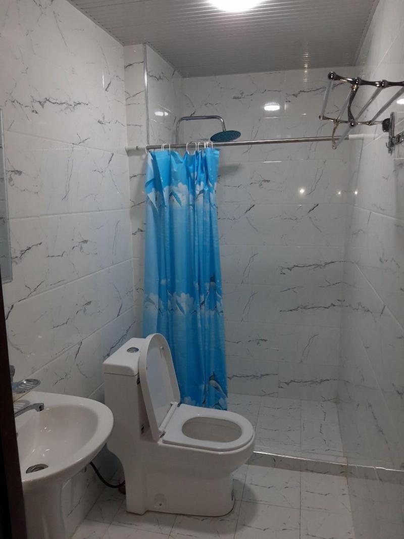White House Hotel image