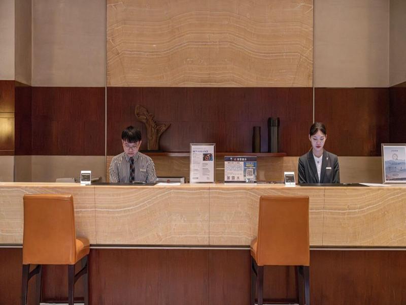 Renaissance Wuhan Hotel
