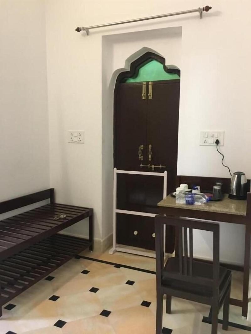 Chanod Haveli image