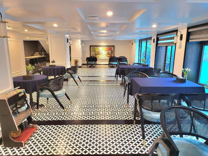 Yo Hotel image