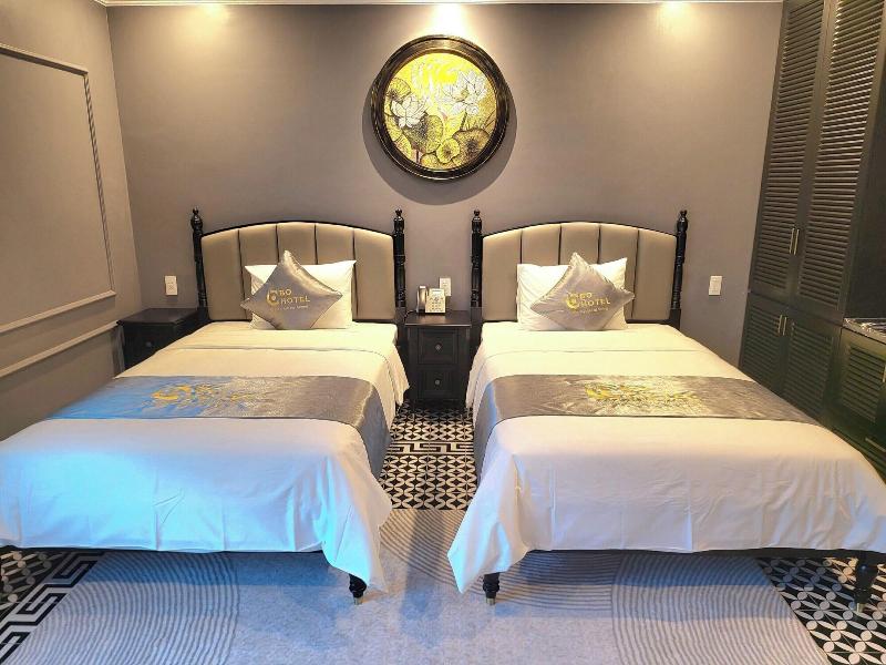Yo Hotel image
