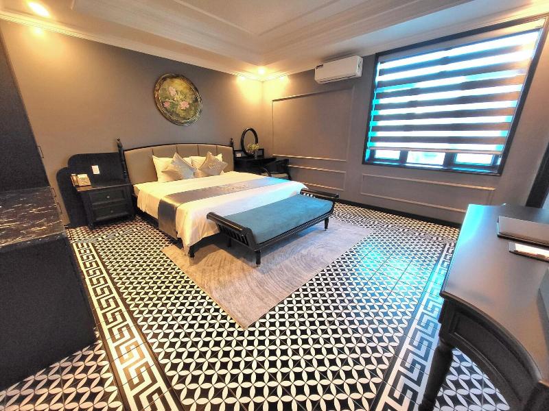 Yo Hotel image