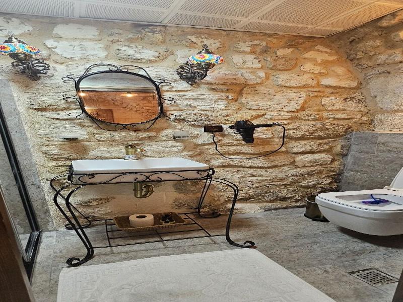 Cleopatra Antique Hotel image