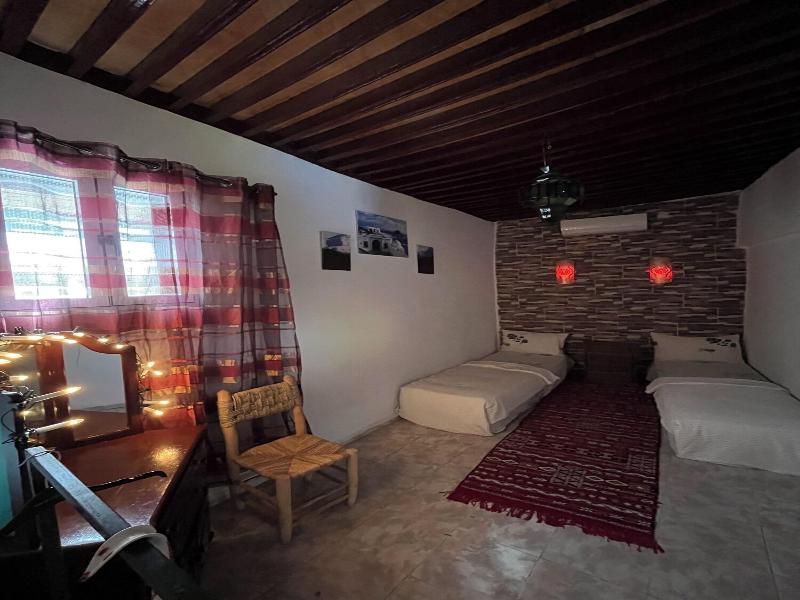 House Andalous image