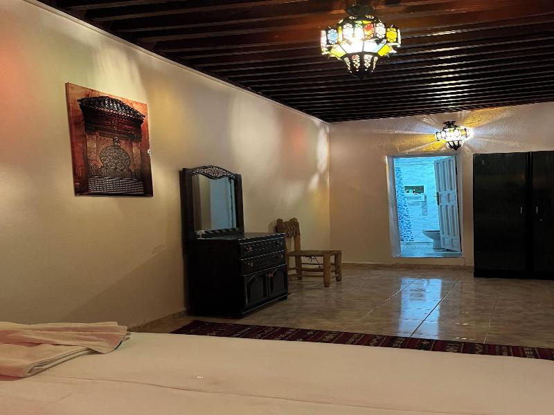 House Andalous image