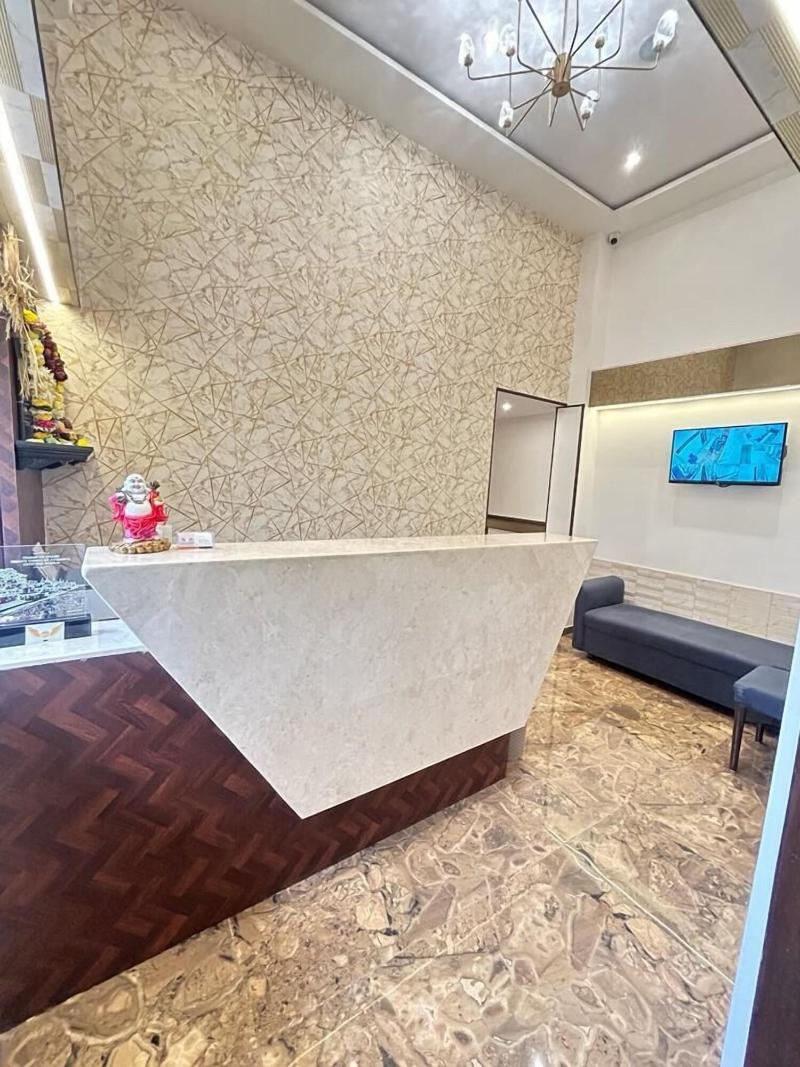 Hotel Mig Suites image