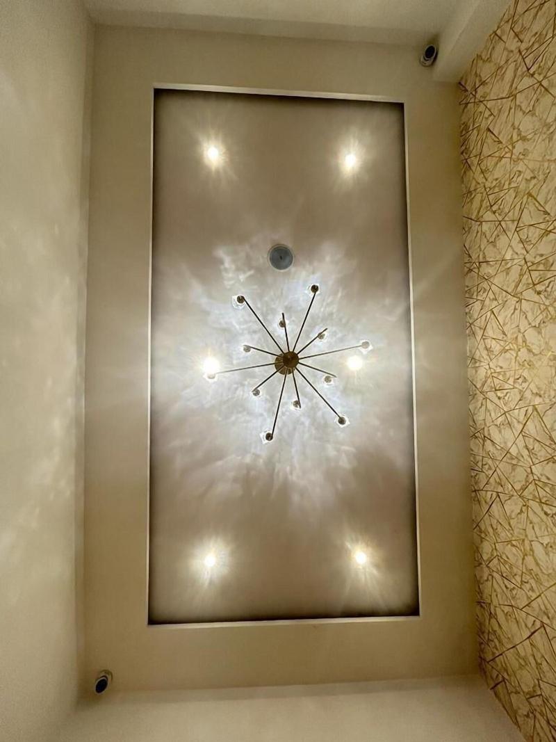 Hotel Mig Suites image