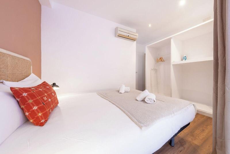 Caliu Apartments Barcelona Fira image