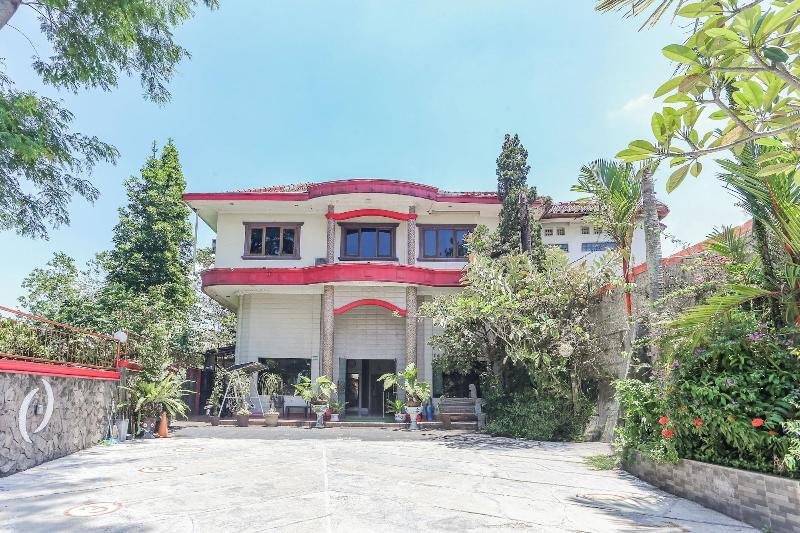 Oyo 94346 Hotel Andalus Cibogo Puncak image