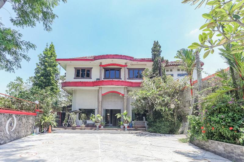 Oyo 94346 Hotel Andalus Cibogo Puncak image