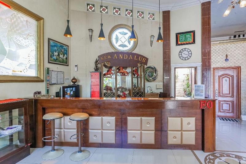 Oyo 94346 Hotel Andalus Cibogo Puncak image