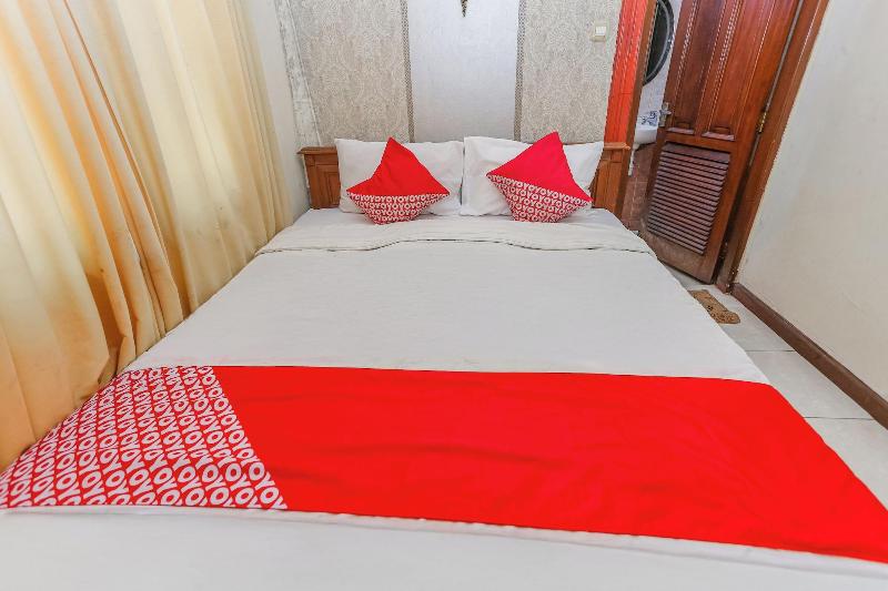 Oyo 94346 Hotel Andalus Cibogo Puncak image