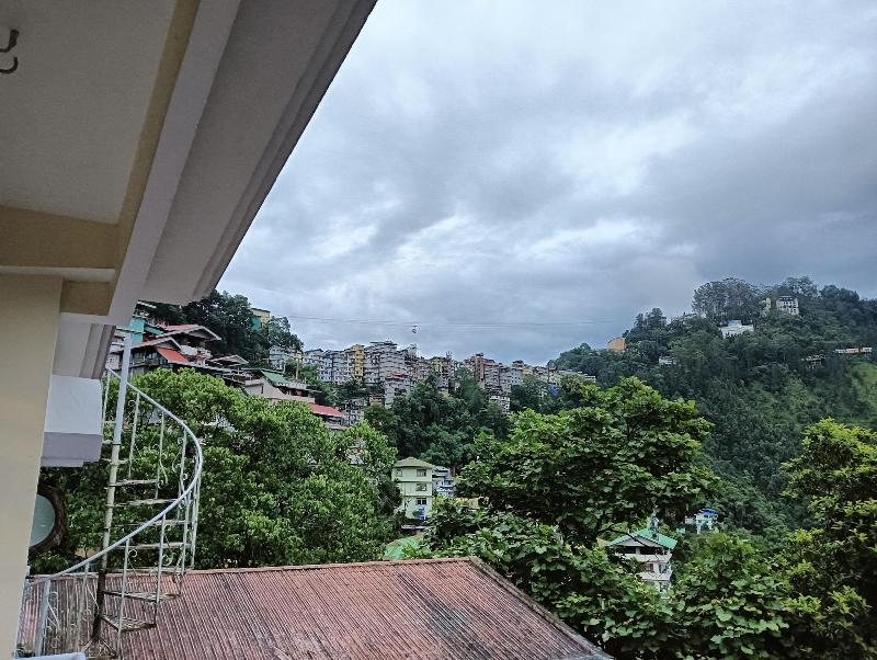 Ronglyang Lotus Villa Homestay Near Mg Road image
