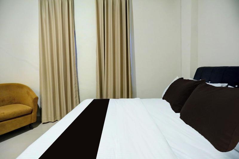 Oyo Dory Inn image