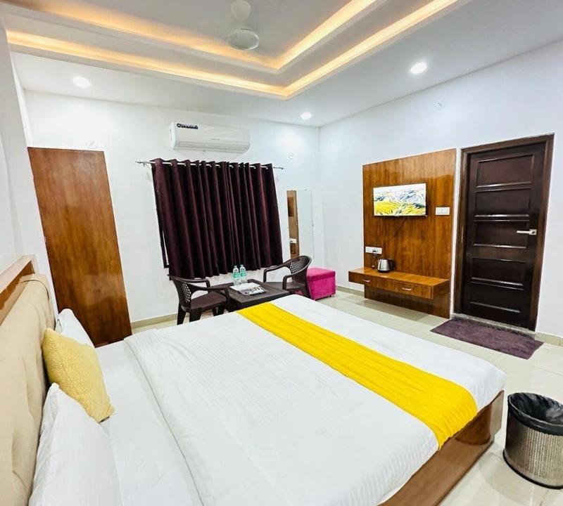 Hotel Sunrise Palace Udaipur image