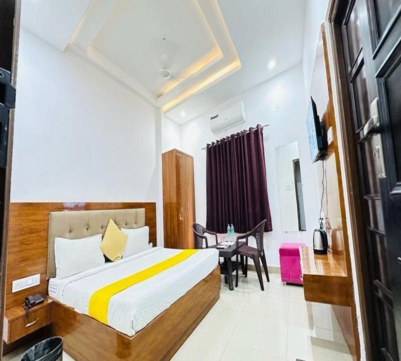 Hotel Sunrise Palace Udaipur image
