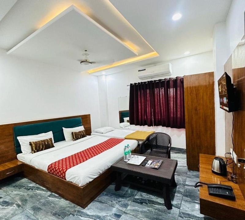 Hotel Sunrise Palace Udaipur image