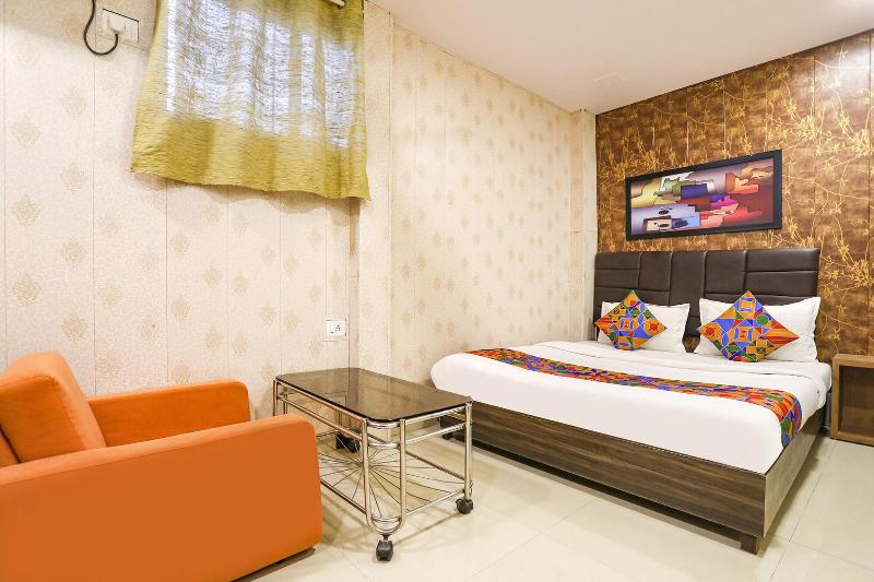 Fabexpress Aksa Inn image