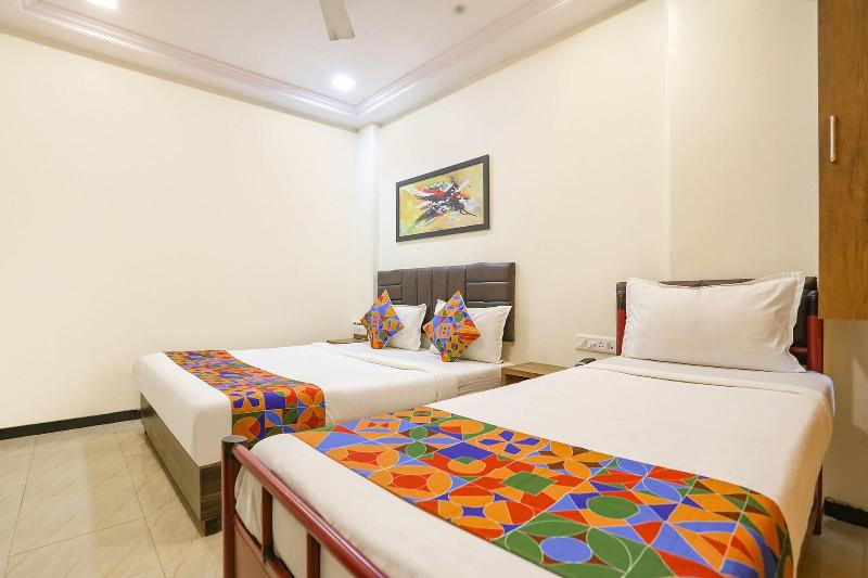 Fabexpress Aksa Inn image