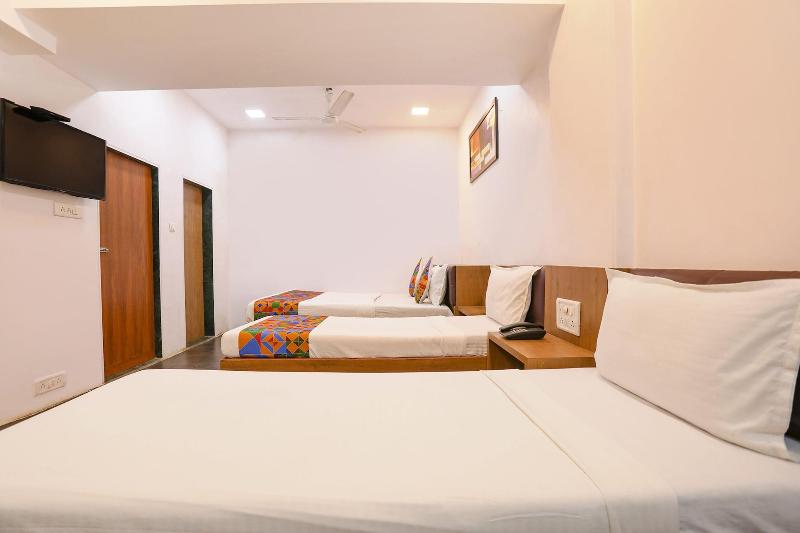 Fabexpress Aksa Inn image