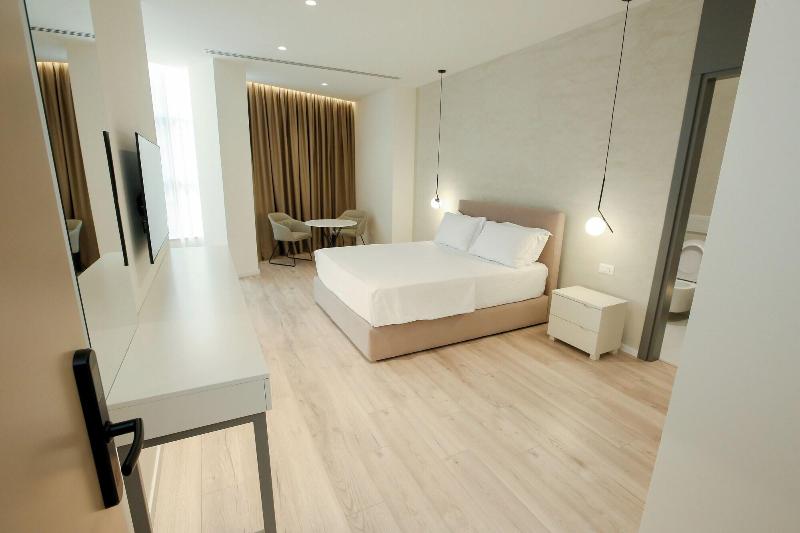 Nos Luxury Rooms image