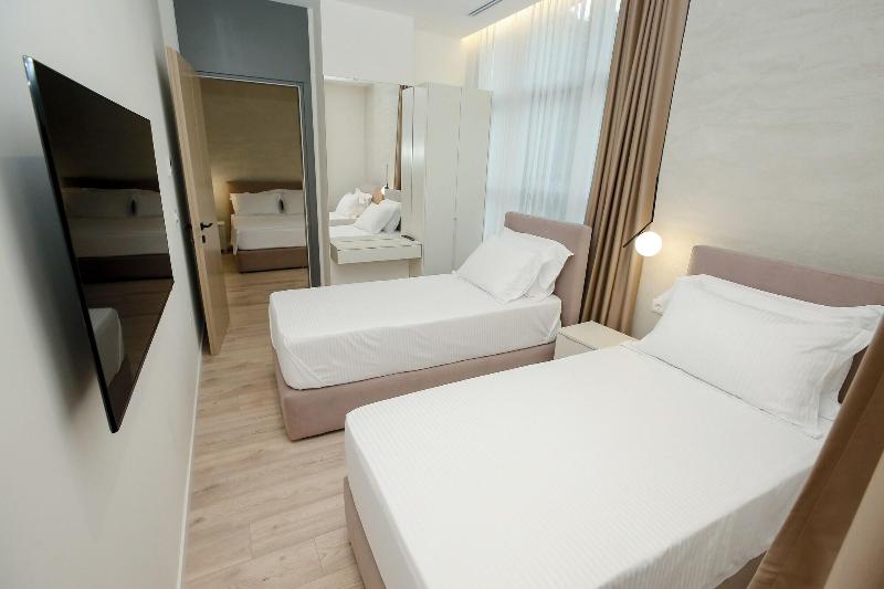 Nos Luxury Rooms image