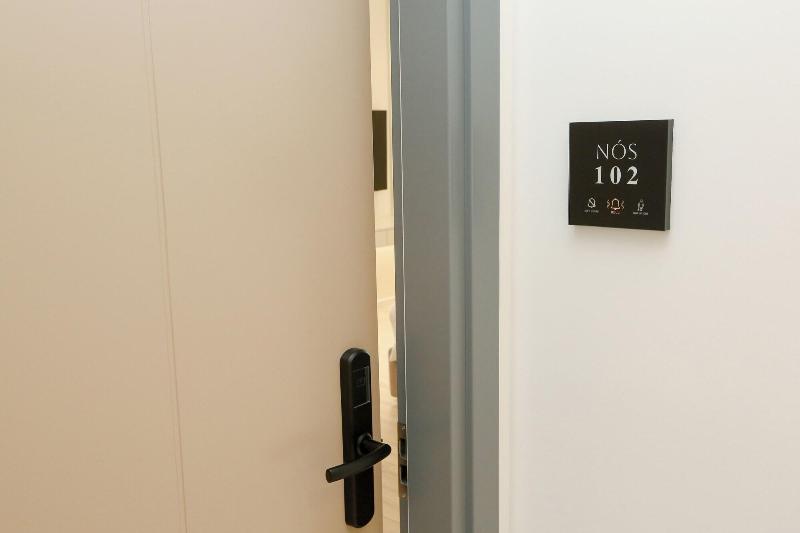 Nos Luxury Rooms image