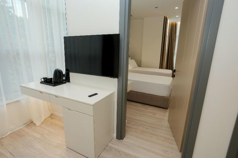 Nos Luxury Rooms image