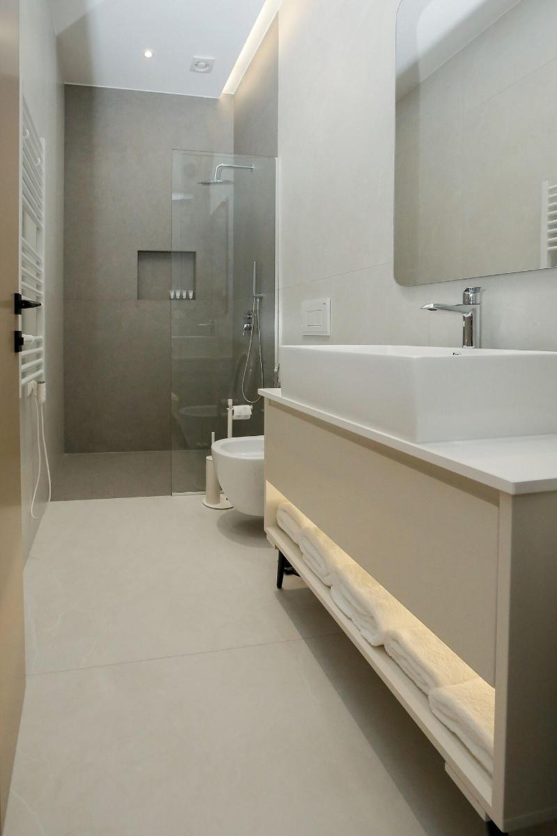 Nos Luxury Rooms image