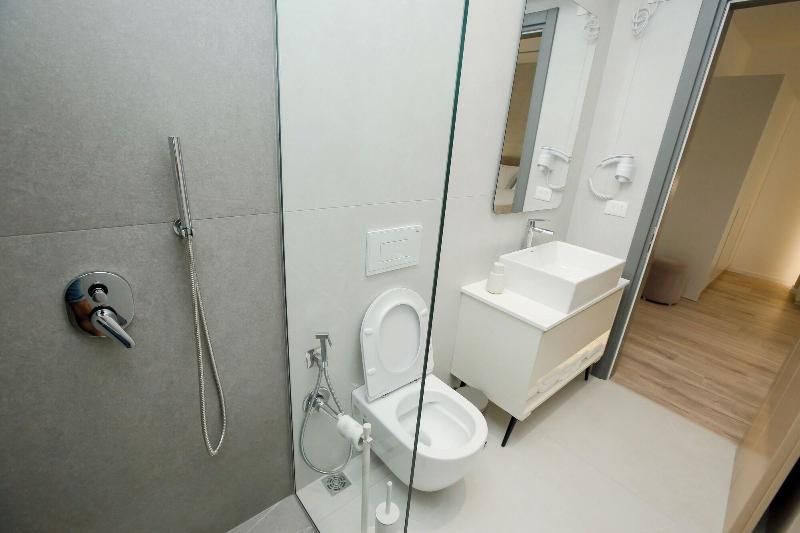 Nos Luxury Rooms image