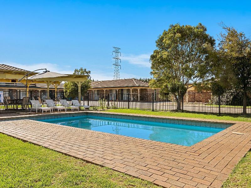 Quality Inn Carriage House Wagga Wagga