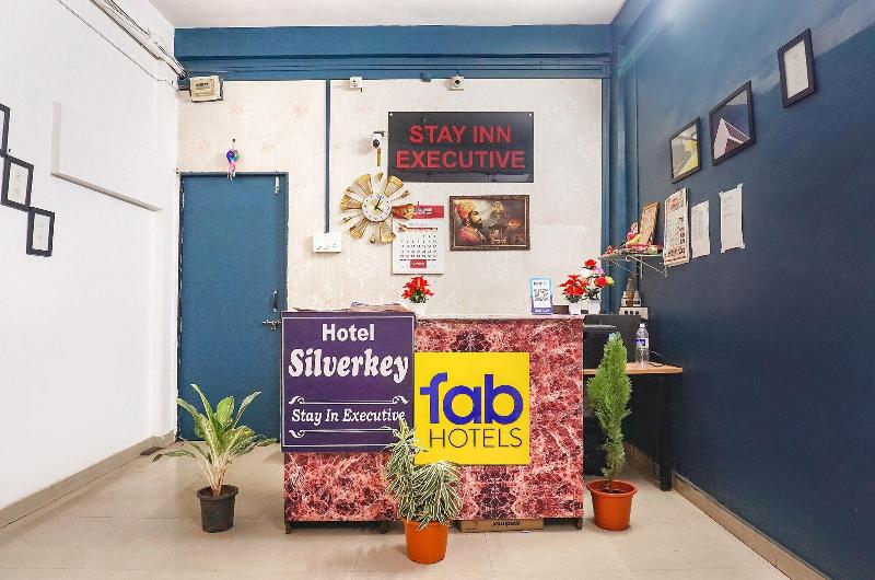 Fabhotel Silver Key I image