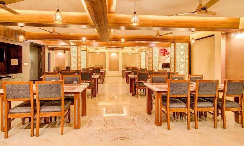 Hotel Opulence Inn image