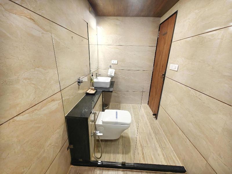 Hotel Opulence Inn image