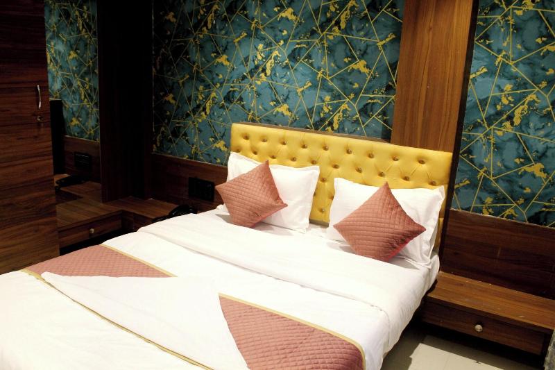 Hotel India Gate image