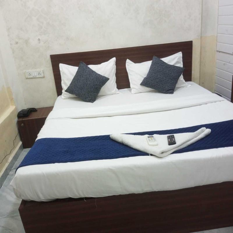 Hotel Grand Villa image