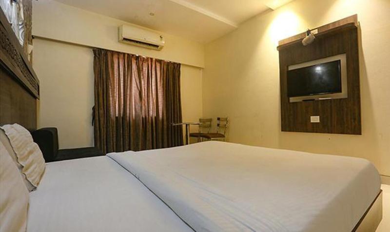 Fabhotel Shivani Residency image