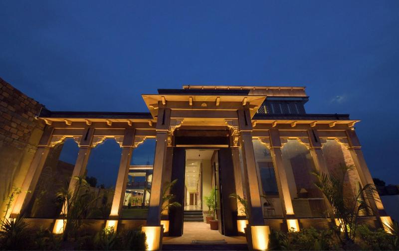 Yashvrinda Hotel And Resort image