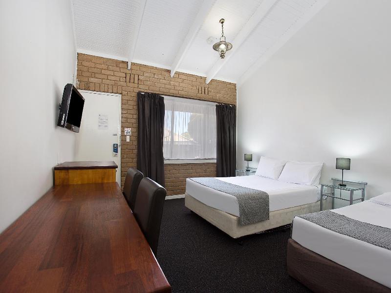 Econo Lodge Goldfields image