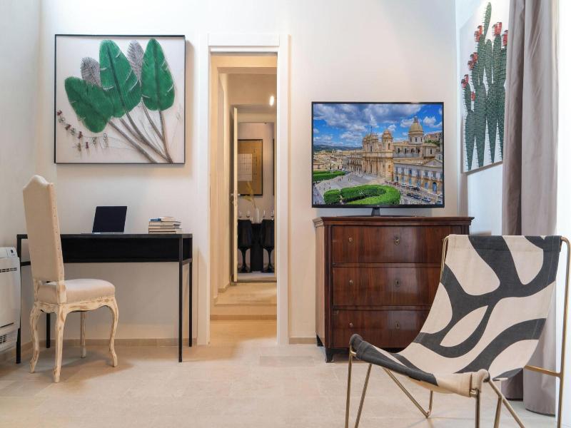 Casa Philomena Noto Design Rooms image