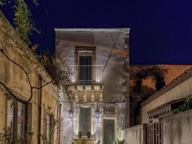 Casa Philomena Noto Design Rooms image