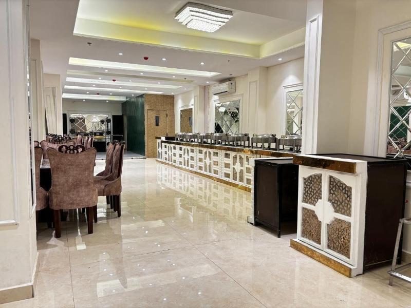 Hotel Dreamland Inn image