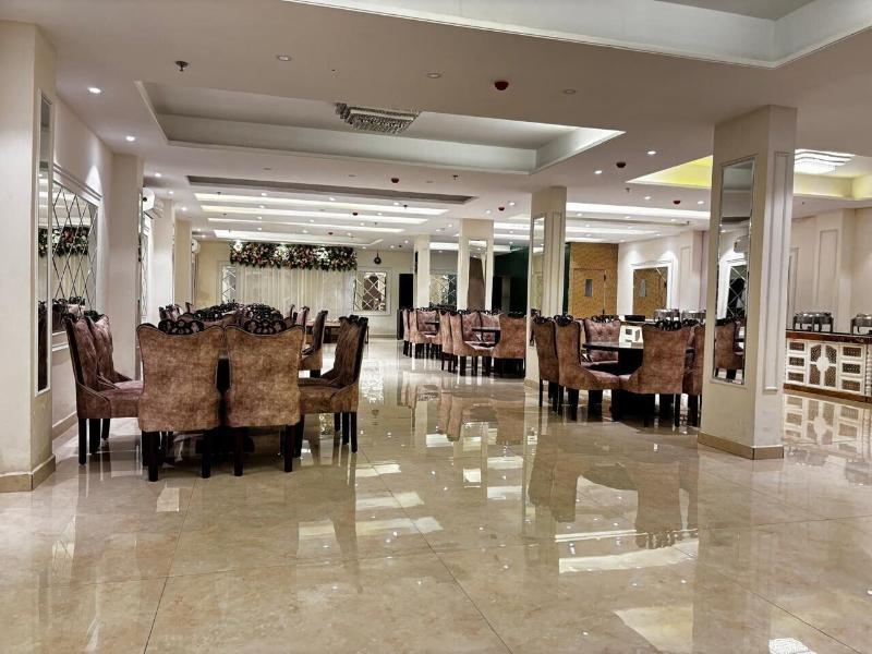 Hotel Dreamland Inn image
